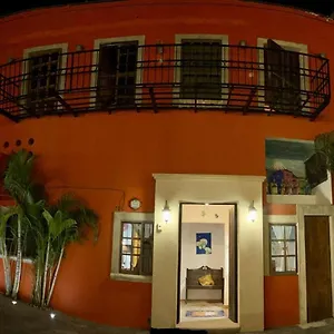 3* Hotel Ikaro Colonial